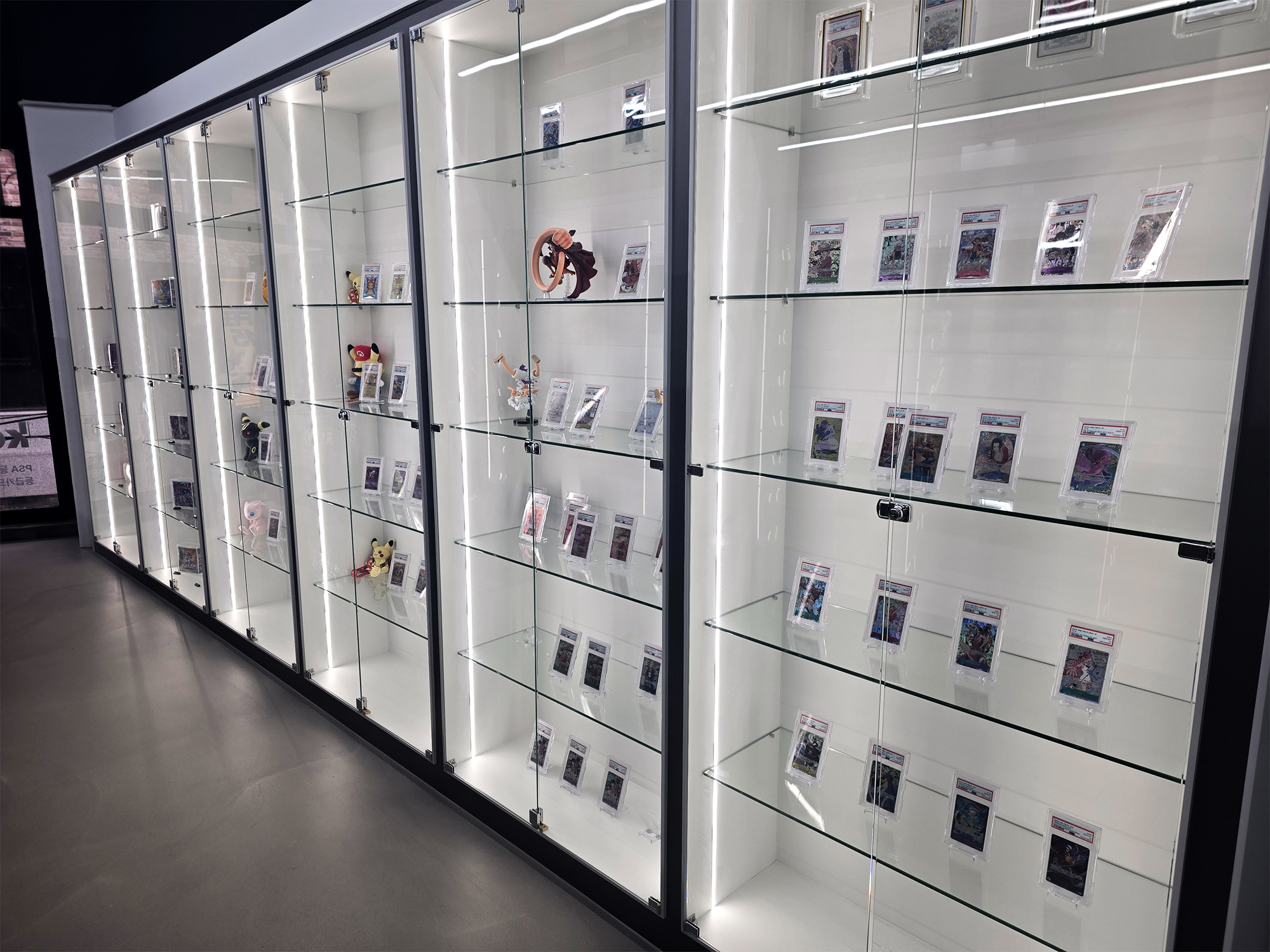kado Hongdae Showroom 카드 갤러리